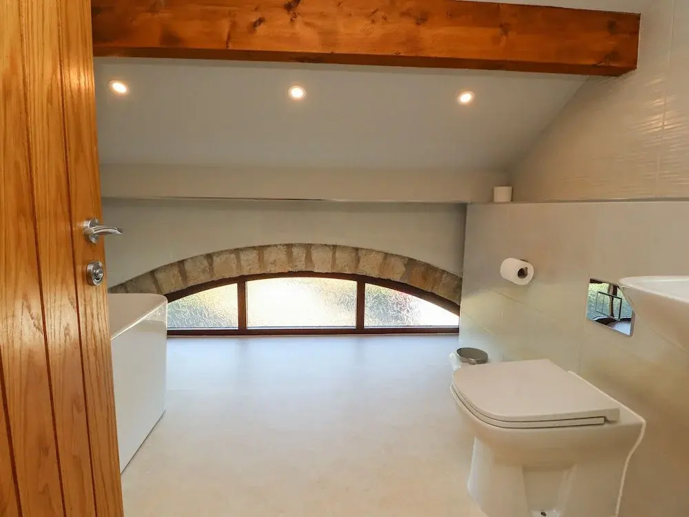 Hill Brook Barn