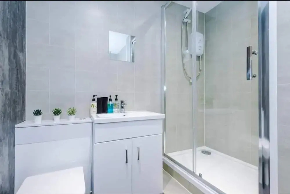 Bolton City Oasis - Cozy Apartment Rental