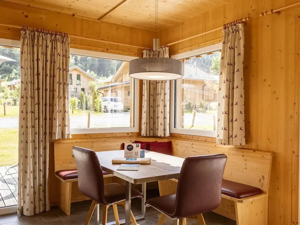 Tasteful Chalet Near ski Slope