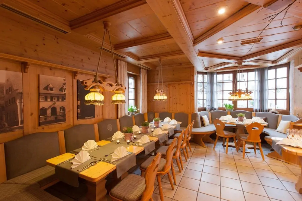 Löwen Hotel & Restaurant