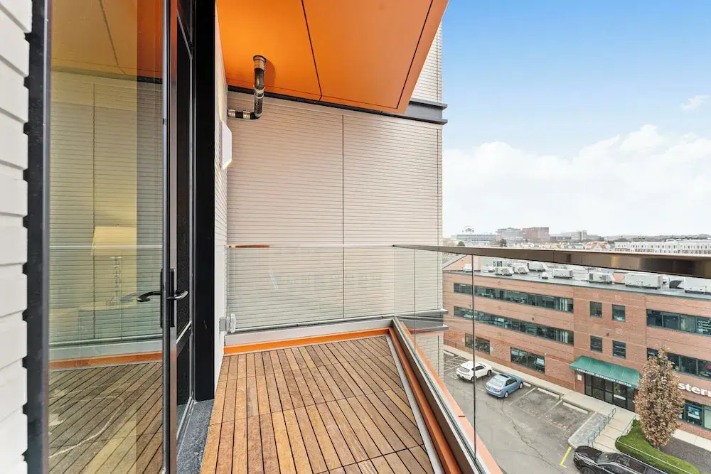 Furnished Luxury Apartment Next to Harvard Stadium