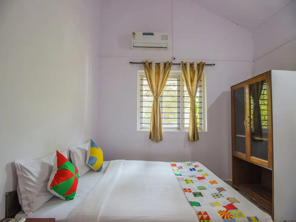 OYO 12022 Home Cozy 2BHK Anjuna Beach