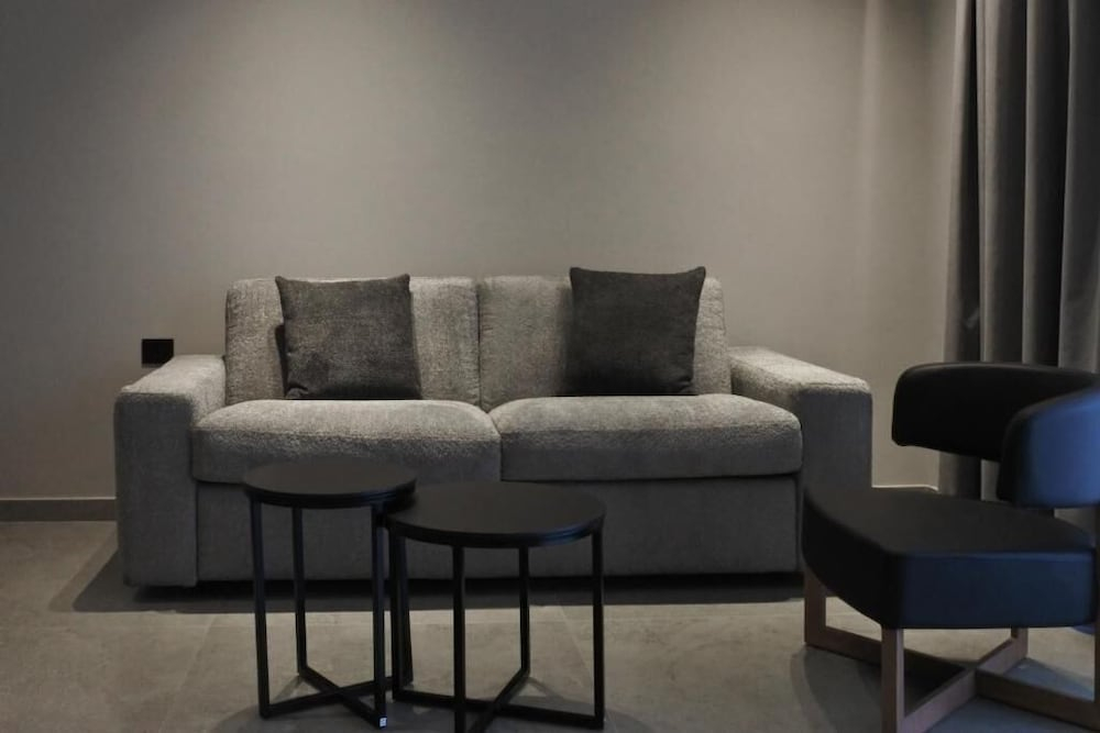 Oikoi - Luxury Suites & Maisonettes