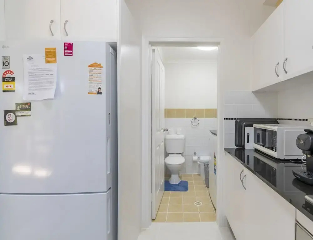Kozyguru | Homebush West | 3-Beds Apt With Parking