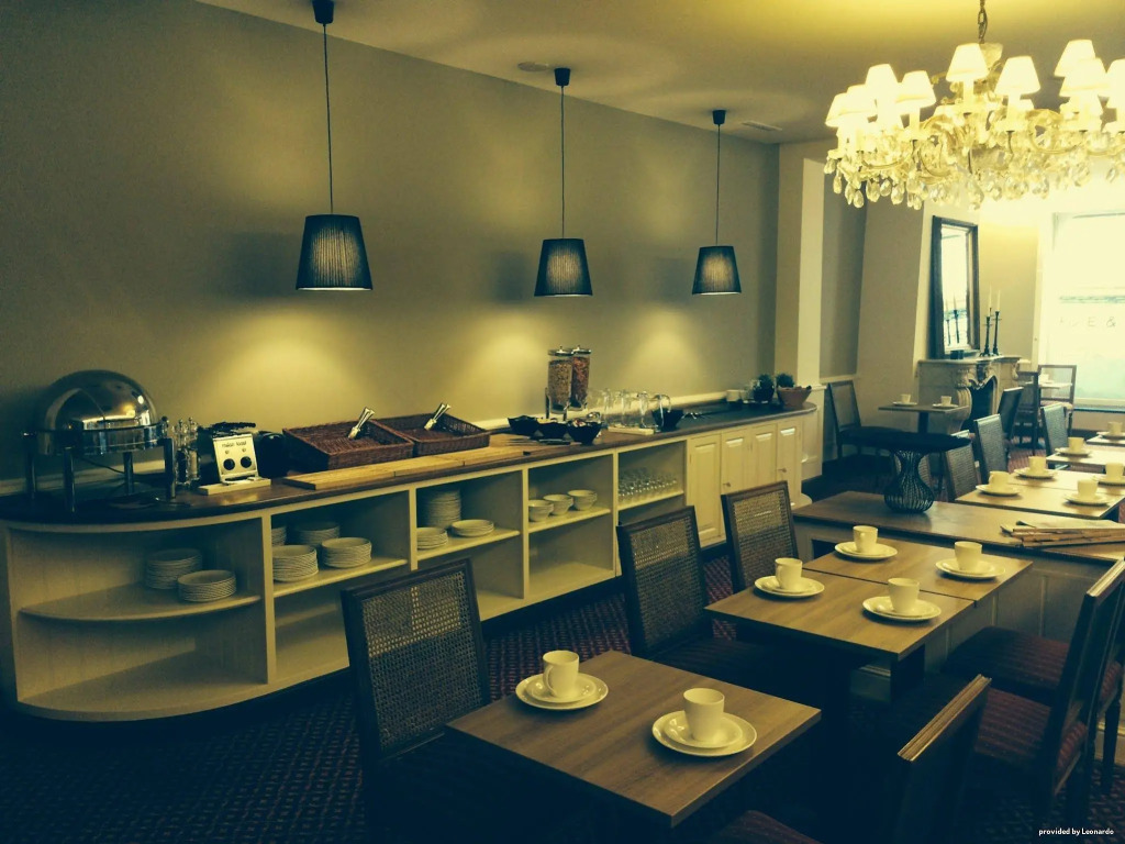 Hotel Acacia