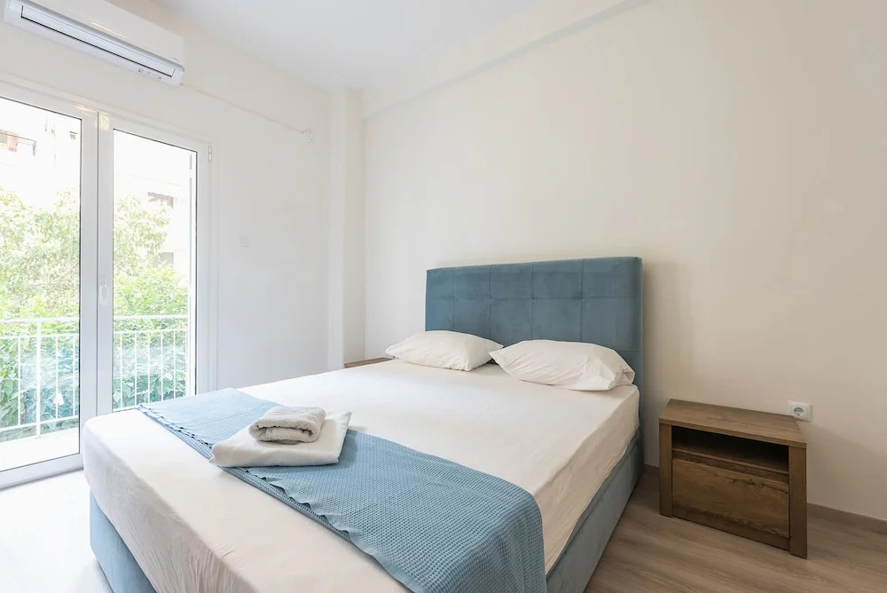 Athens Crystal Suites Apartments