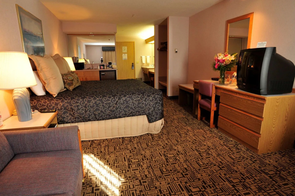 The Tillamook Inn
