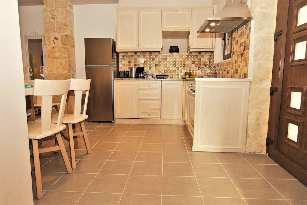 Ourania's Luxury Houses