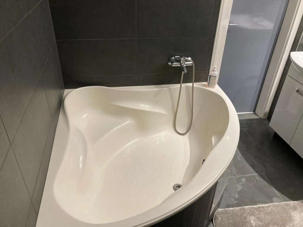 Dave Apartman 2