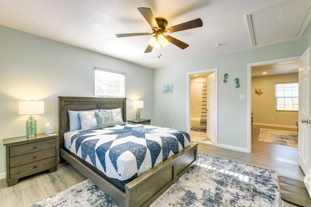 Heron Bay Cottage w/ Patio in Rockport!