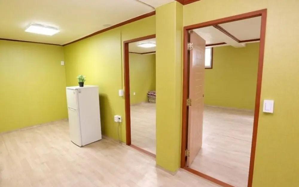 Hwaseong (Jebudo) J House Pension