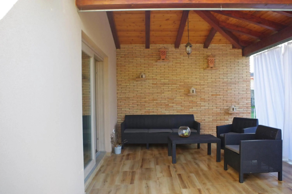 House Matteo, Valdenaga