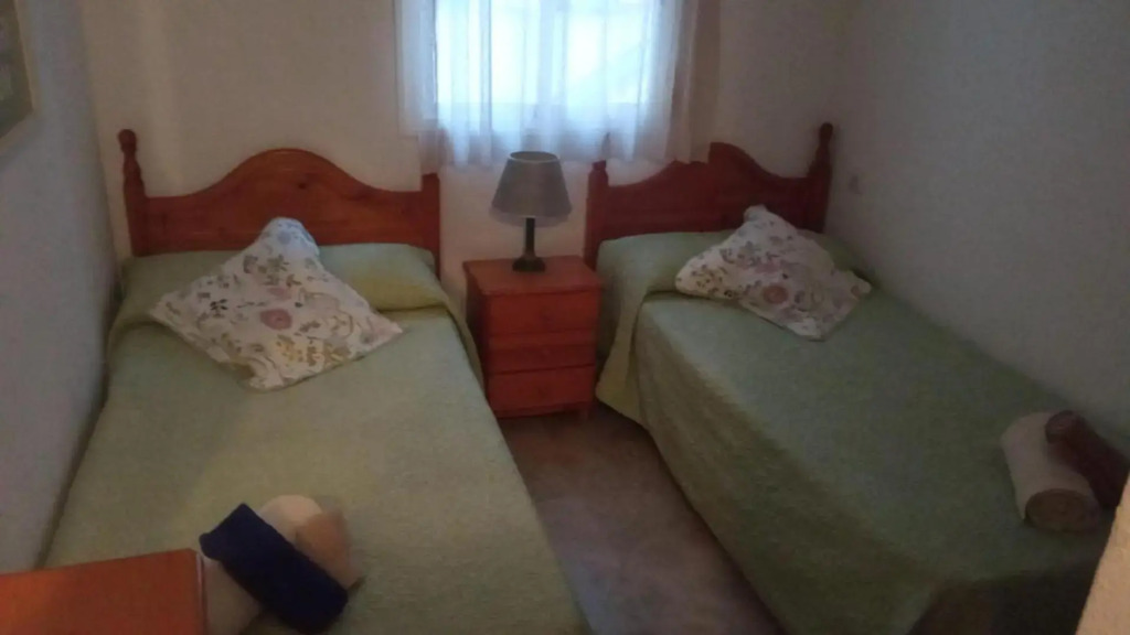 Central 2-Bed Apartment in Estepona Port