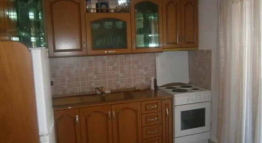 Misteak Apartments