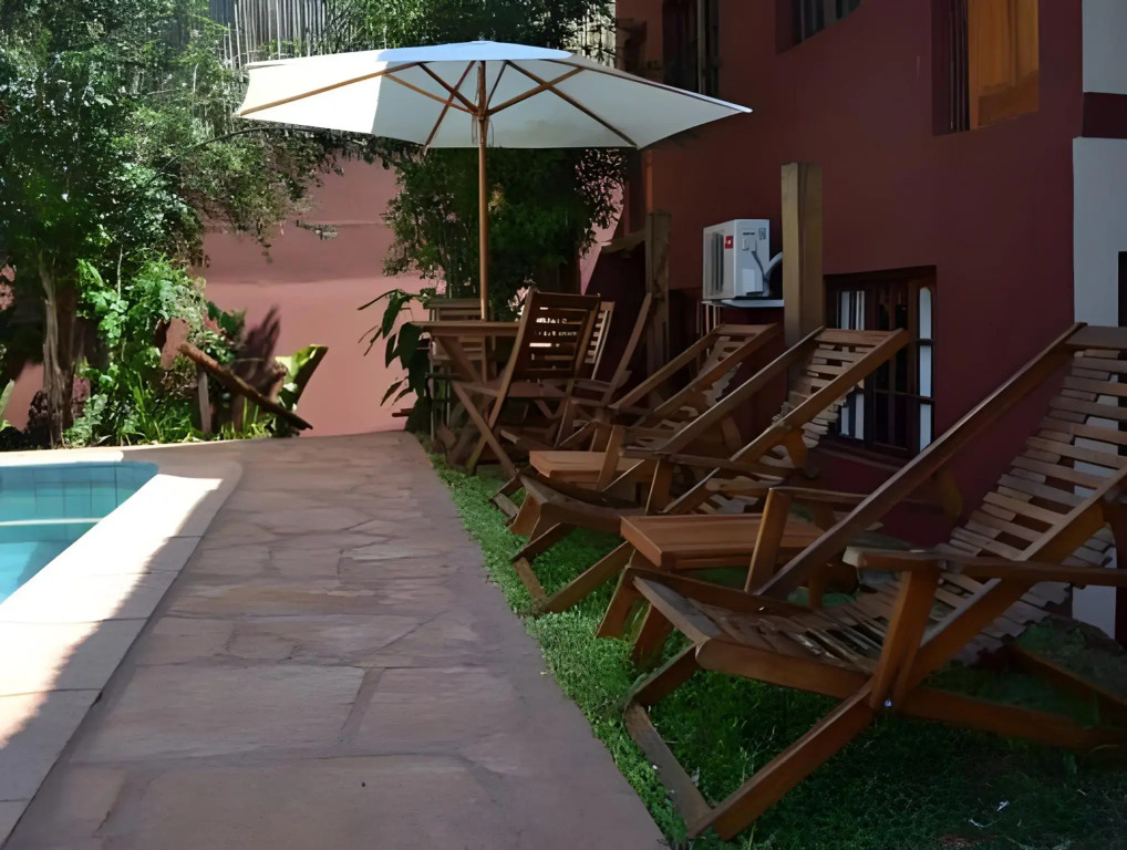 Passaros Suite Hotel
