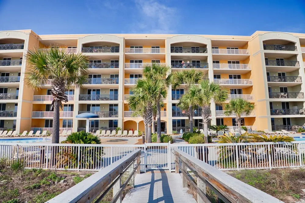 Azure 106 - 4 Br condo by RedAwning