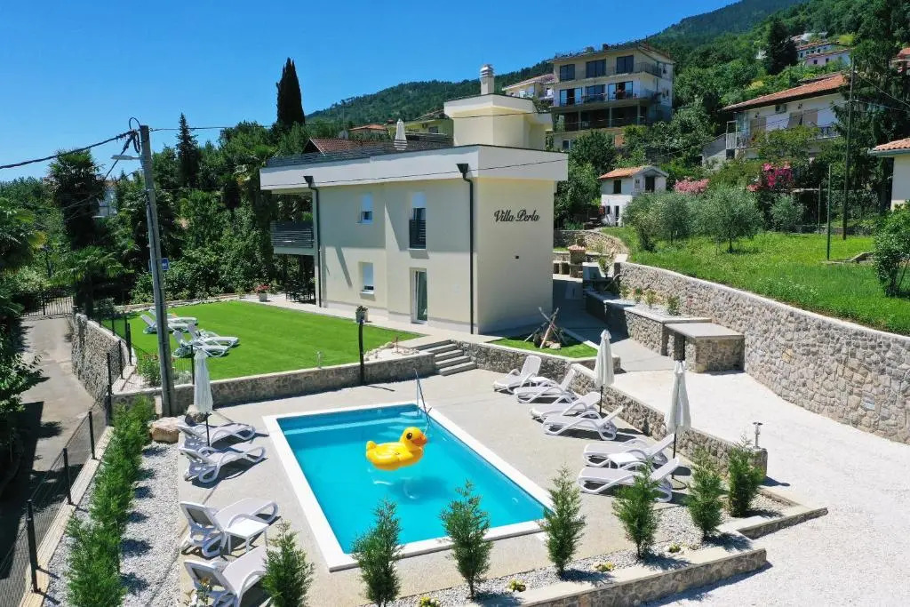 Apt3 - Villa Perla with swimming pool, Lovran - Opatija