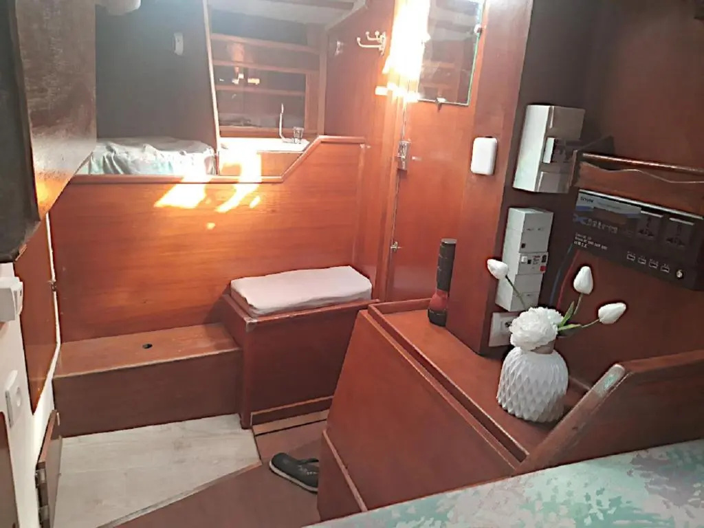 Voilier logement spacieux à louer au port - Gruissan Plage - 11 Aude