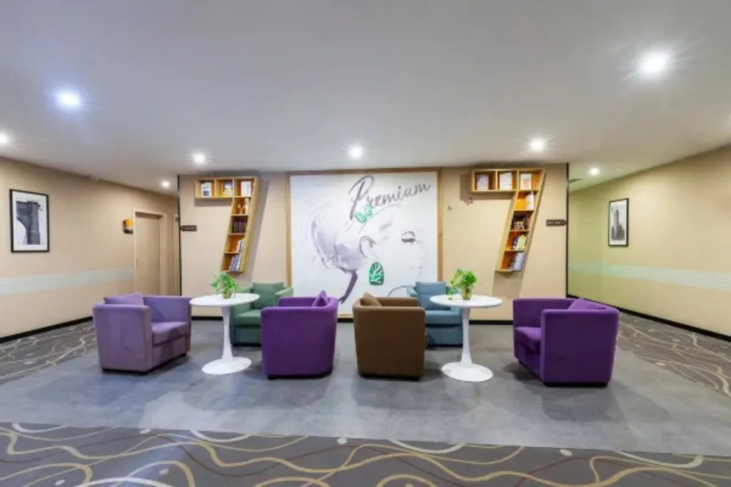 7 Days Premium Shenzhen Banan Airport T3 Terminal Branch