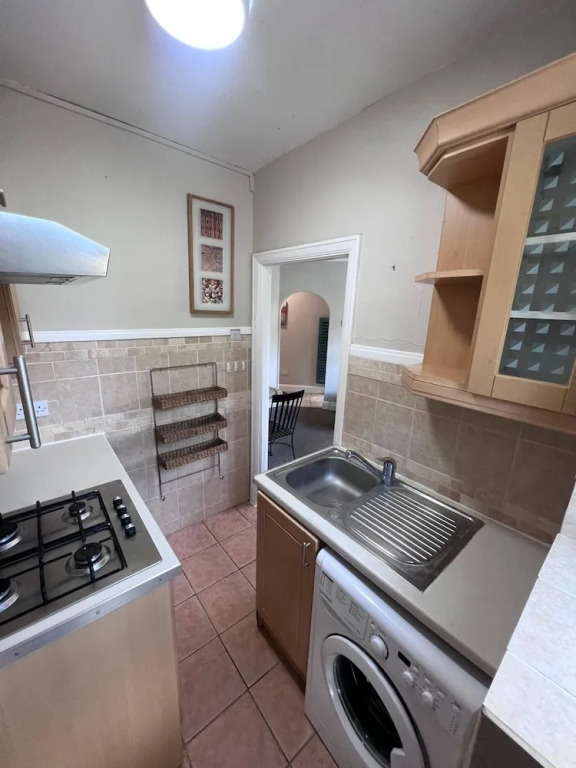 Cozy Studio Flat in South Croydon - Ideal for Short or Long Stays