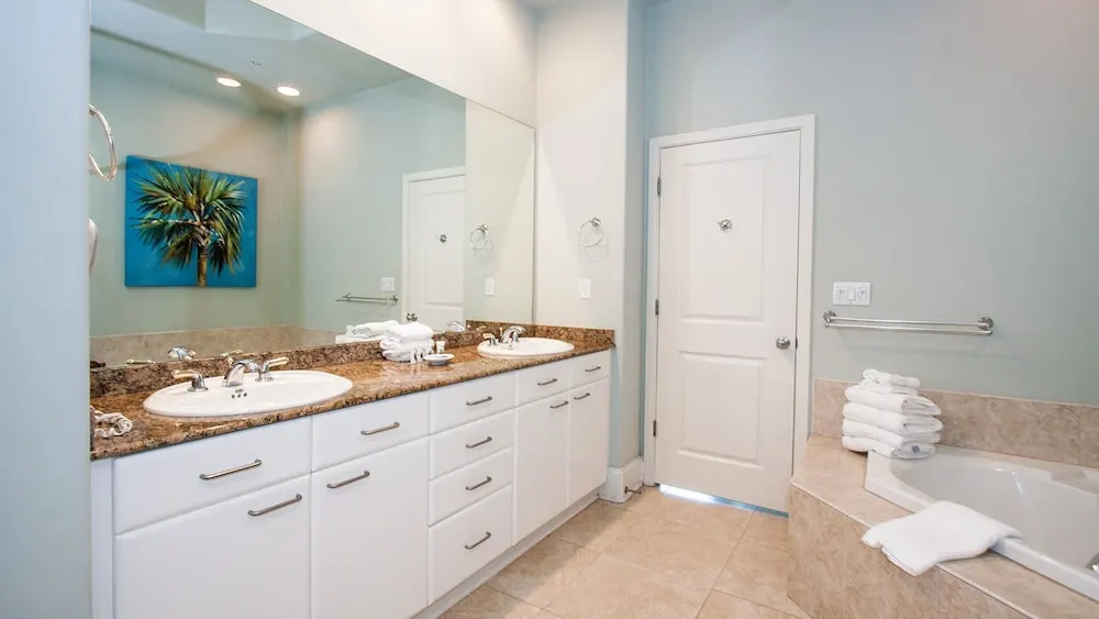 Waterfront Condo With Bay and Gulf Views - Unit Crb0108