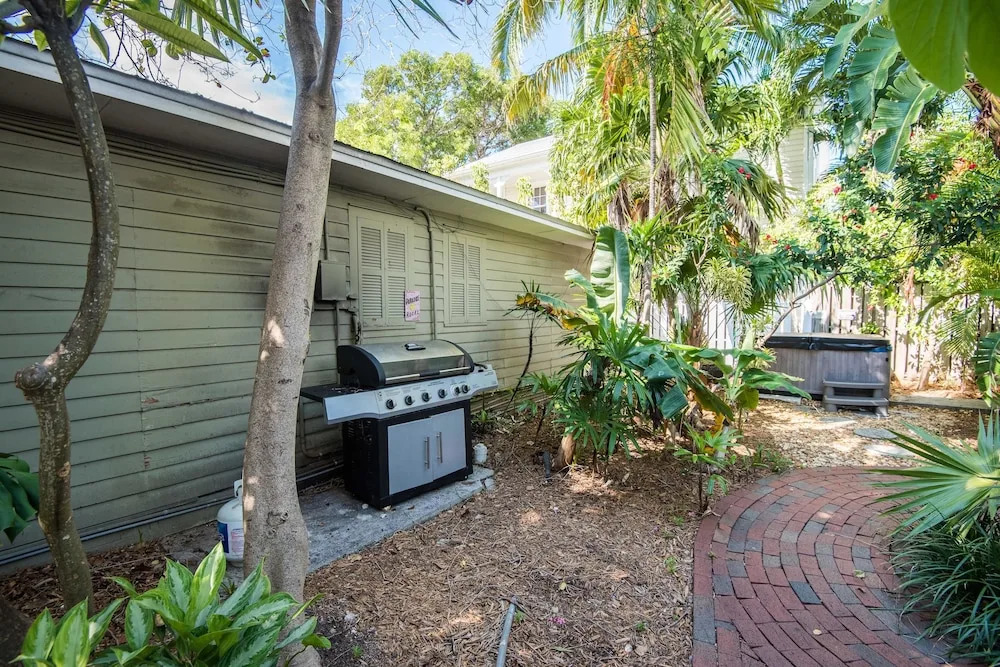 Southernmost Sanctuary Apartment