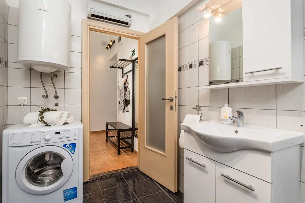 Molo Longo apartments