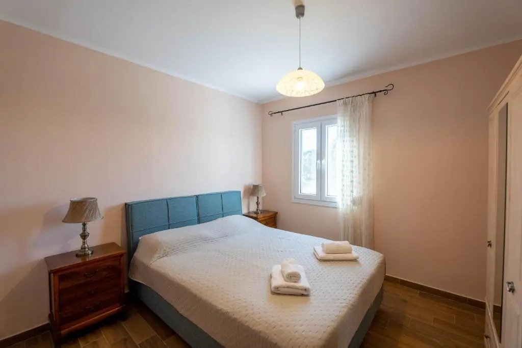 Artemis Traditional House