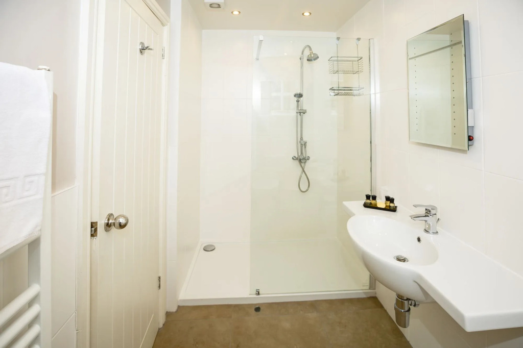 Donington Park Farmhouse Hotel