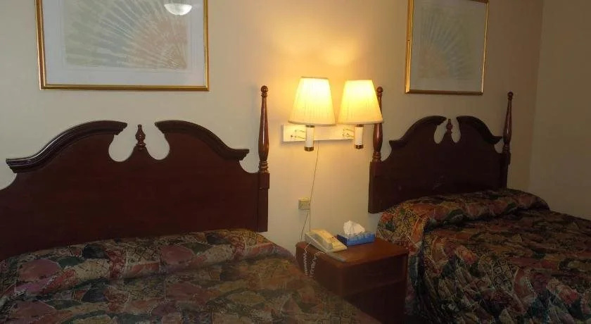 Seneca Clipper Inn