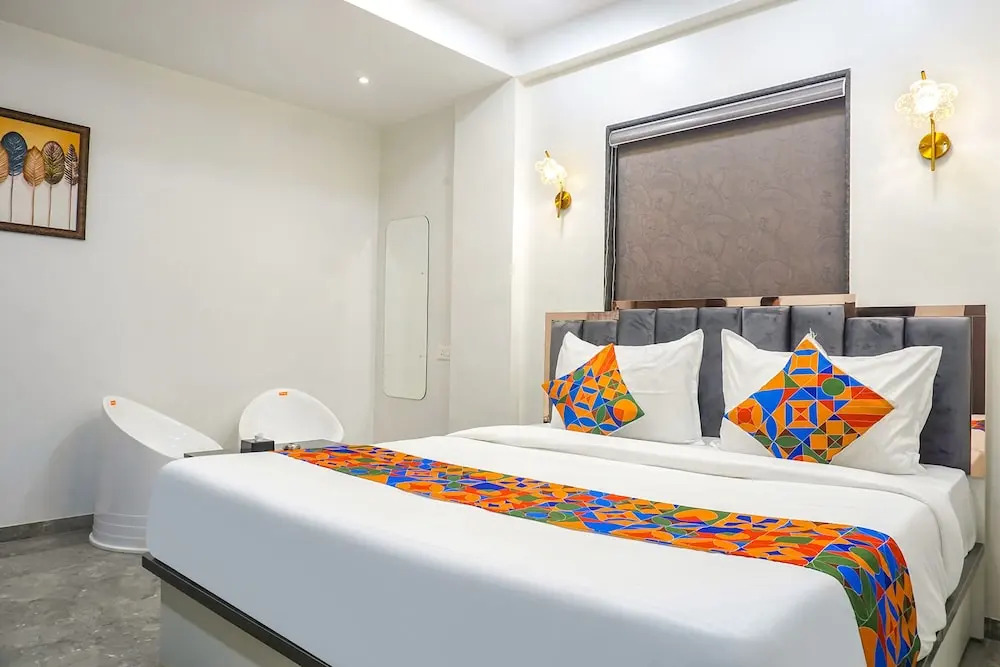 Fabhotel Hill Top Inn