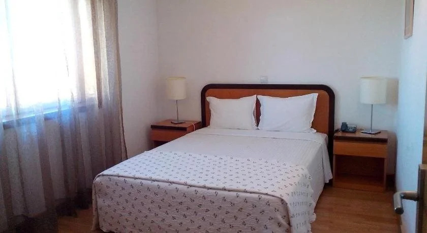 Hotel Mirafresno