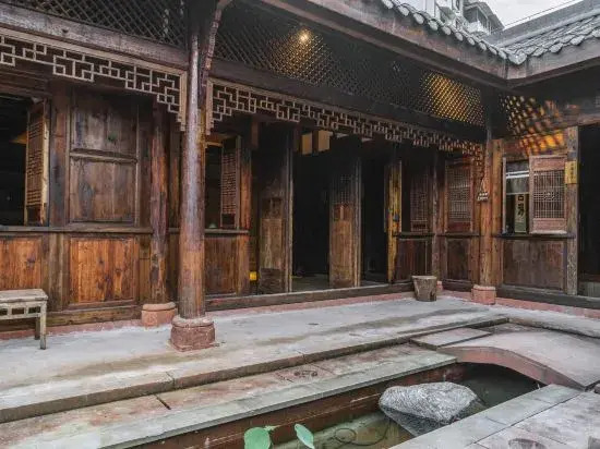 Nan Court Homestay