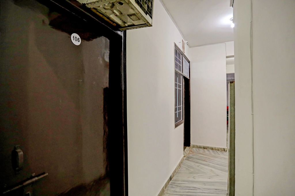RAJ HOTEL VIP