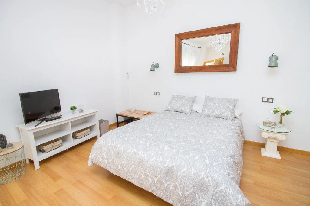 Charming Studio Refino