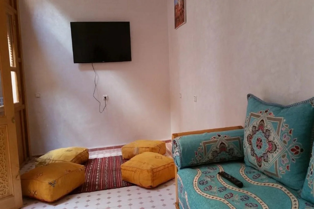 Riad Jenan Adam