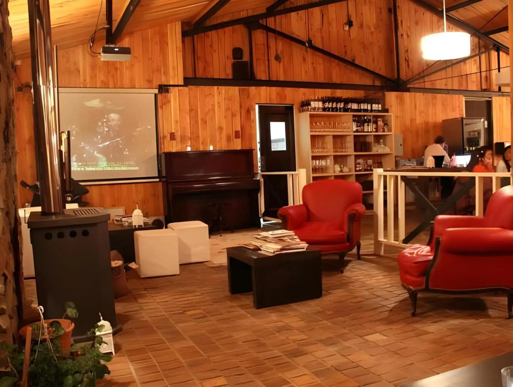 Paralelo 42° Lodge