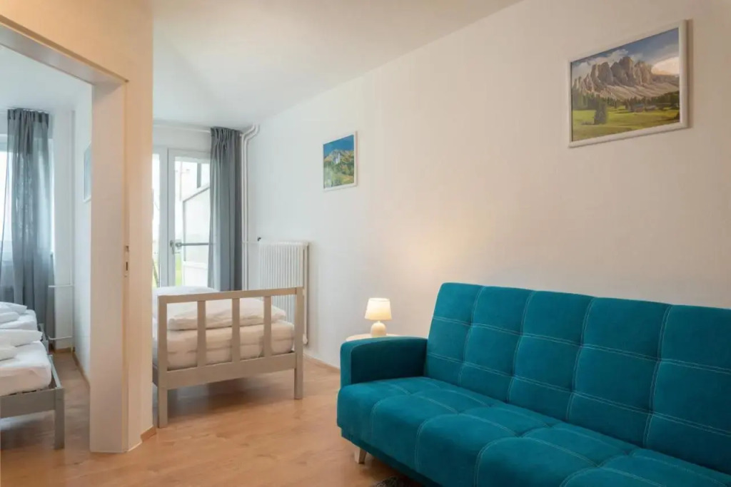 Alpine Hostel A12