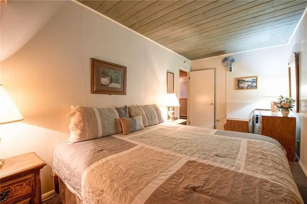 Echota 4 Bedroom Home with Hot Tub