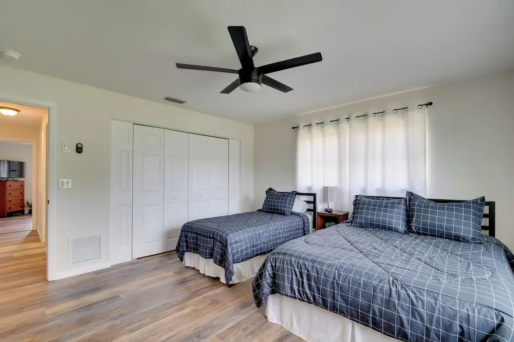 Walk to Lake: Geataway w/ Yard in Inverness