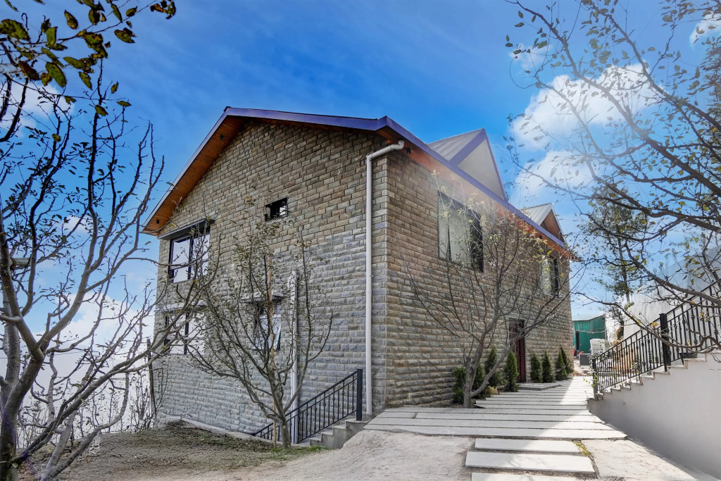 DanCenter Villa Mihika I Premium 5BHK I Orchard I Chef I Shimla