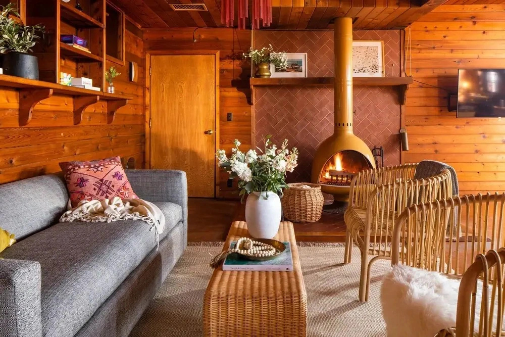 Fleetwood - Retro Modern Oceanfront Home w Two Expansive Patios