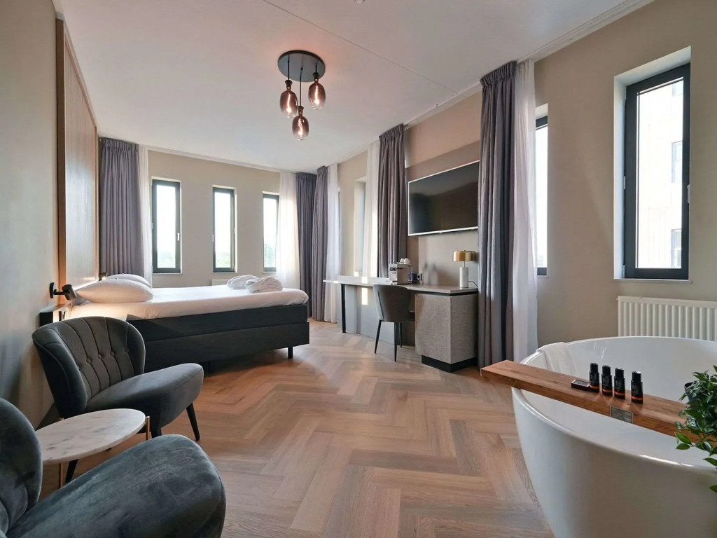 HOTEL ALKMAAR - Bar & Restaurant - Meeting & Events