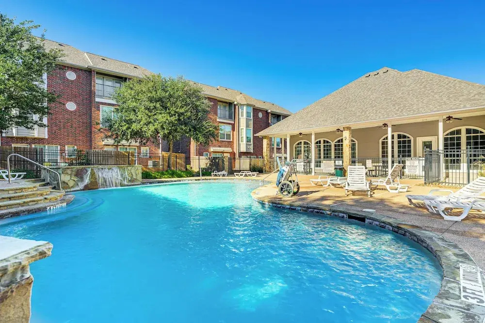 2 Mi to Texas A&m: Unit w/ Pool & Hot Tub Access