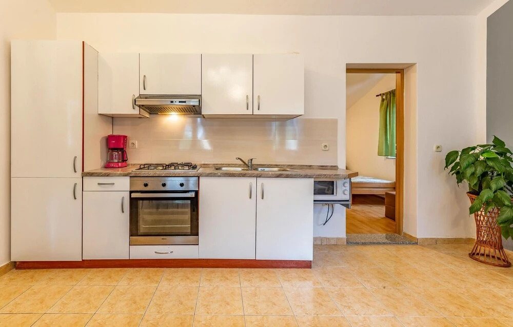 2 Bedroom Stunning Home In Medulin
