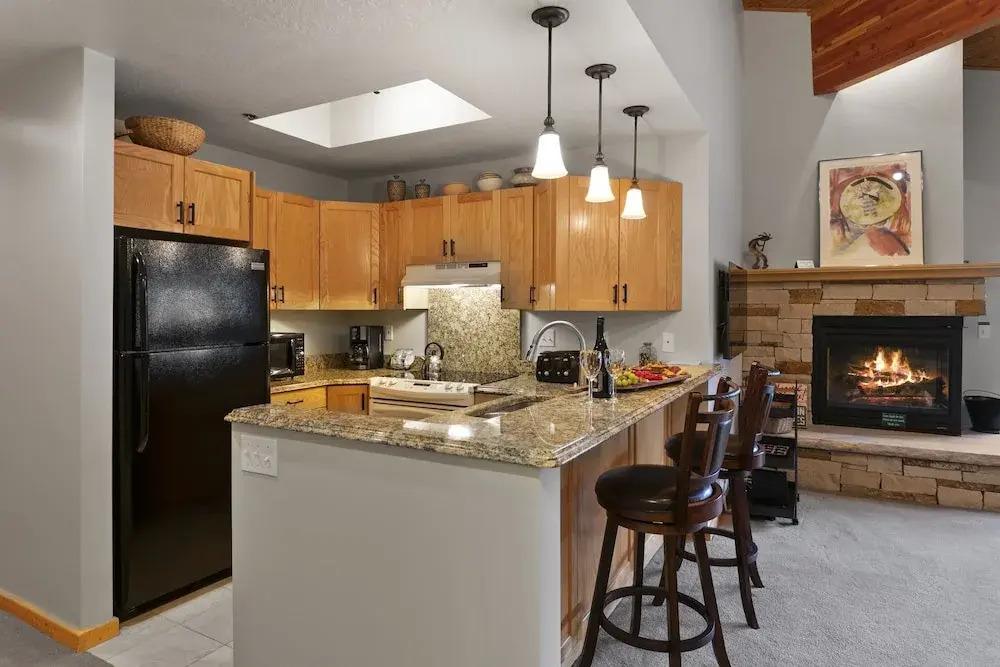 Courchevel at Deer Valley Resort - Two Bedroom Condo #C101 2 Condo