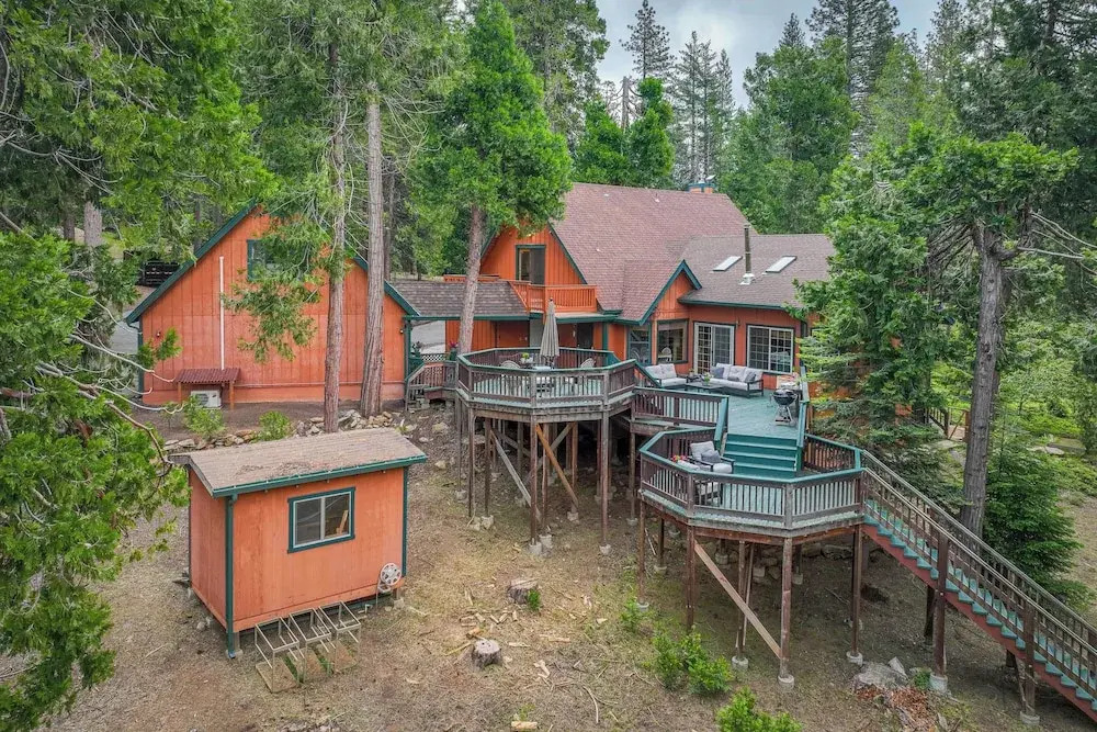 Mi-Wuk Village Vacation Rental w/ Multi-Level Deck