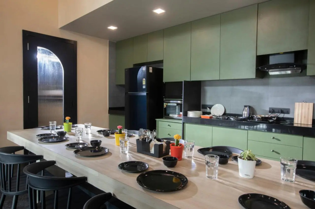 Mayura Aureole Co-living - Hostel