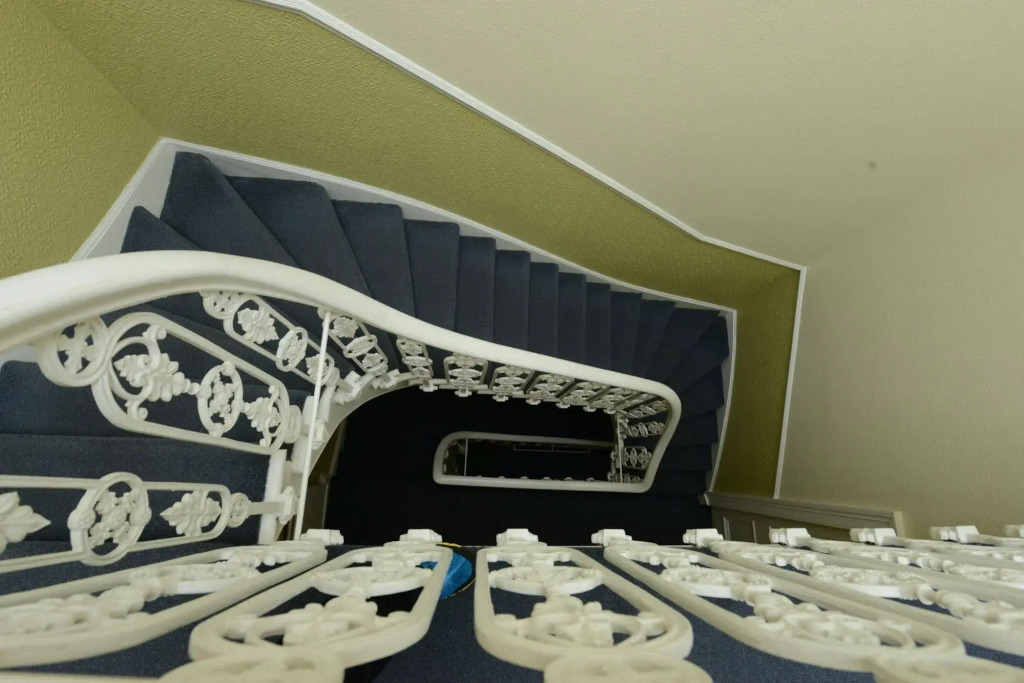 Thistle Residence