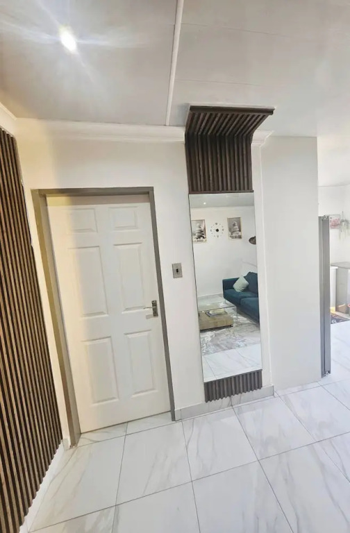 Luxurious Holiday House in Kempton Park With Pool Access